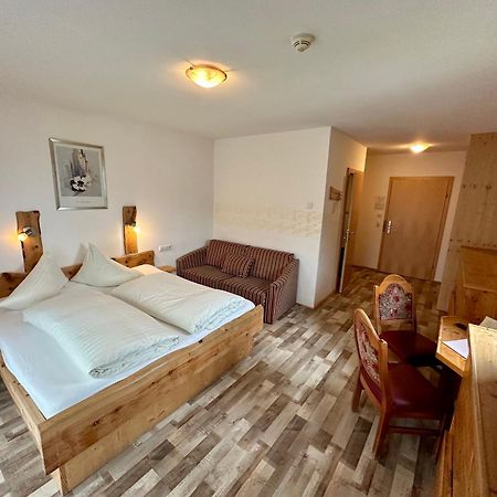 Gasthof Zum Loewen Aschau Im Zillertal Eksteriør bilde