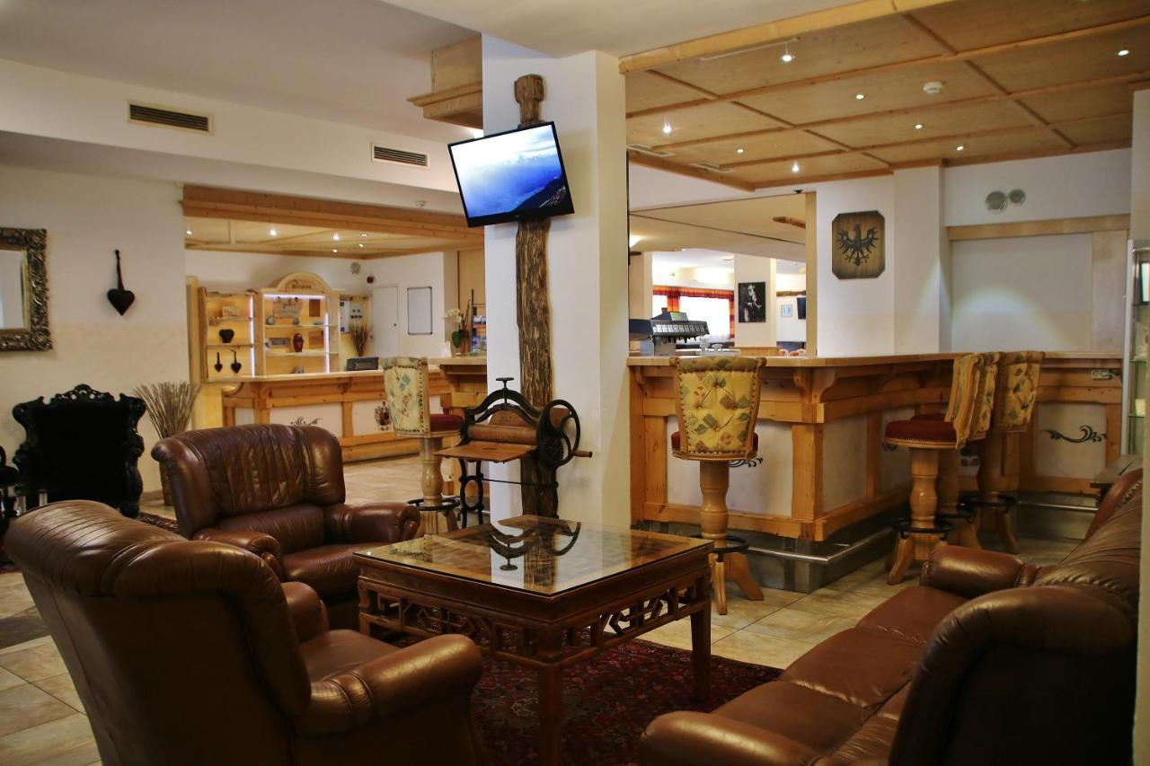 Gasthof Zum Loewen Aschau Im Zillertal Eksteriør bilde