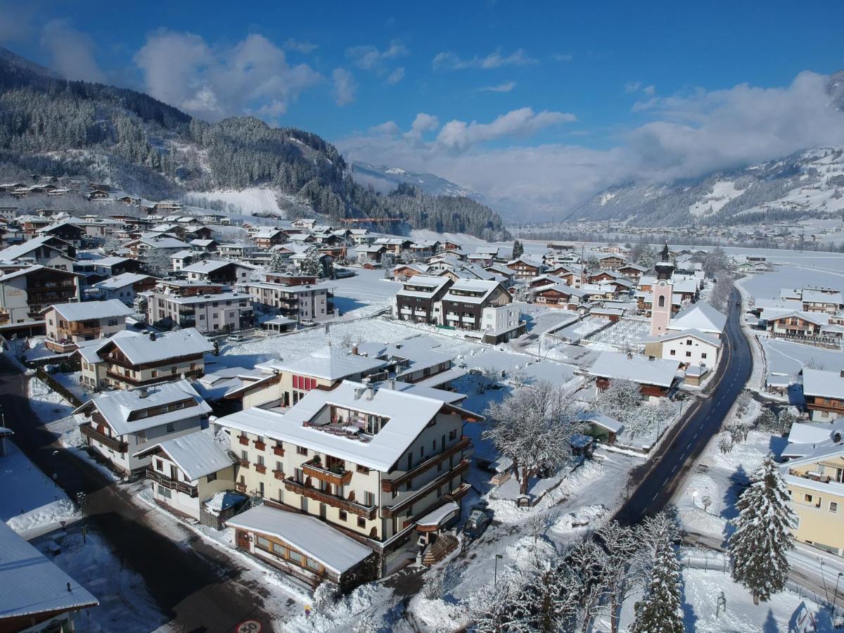 Gasthof Zum Loewen Aschau Im Zillertal Eksteriør bilde