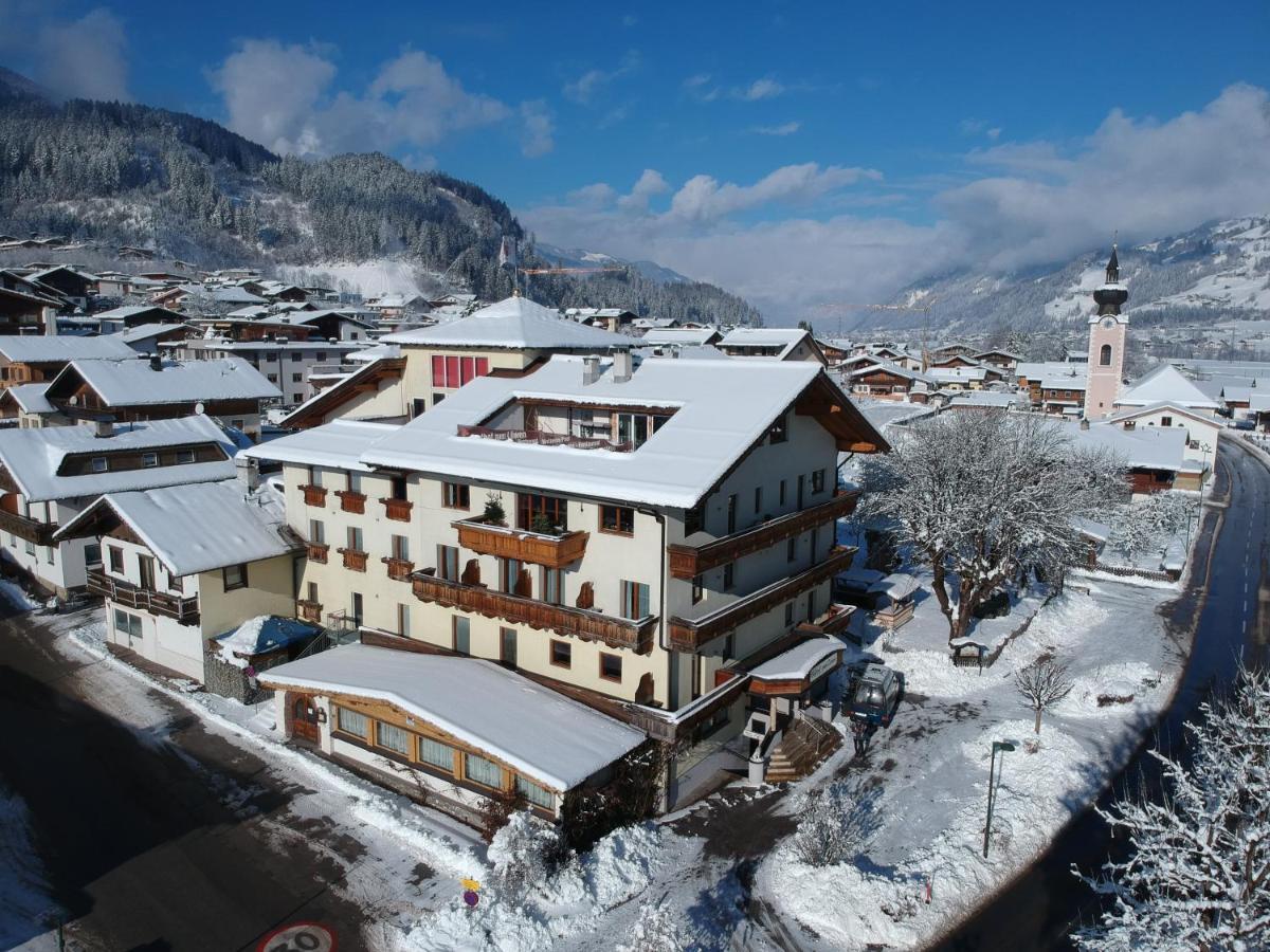 Gasthof Zum Loewen Aschau Im Zillertal Eksteriør bilde